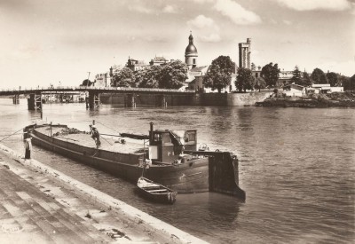 Chalon-sur-Saône (S.-et-L.) - La Saône, l'hôpital et la tour du doyenné 1 (2).jpg