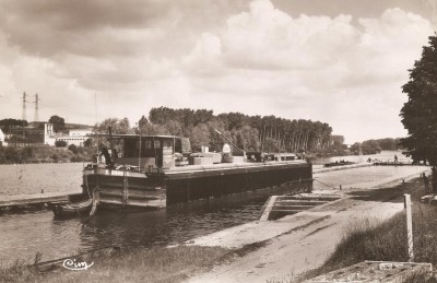 St-Martin-du-Tertre (Yonne) - Les bords de l'Yonne - L'écluse (2).jpg