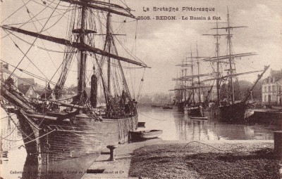 2508 - le bassin à flot.jpg (334.36 Kio) Vu 10524 fois 2508 - le bassin à flot.jpg