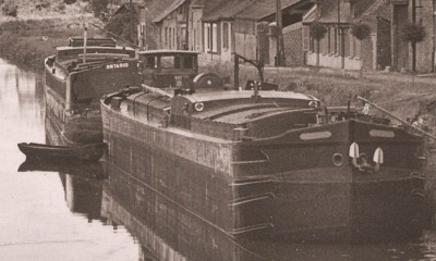 Ham (Somme) - Le canal et la sucrerie d'Eppeville (c).jpg