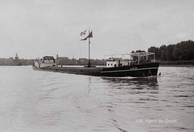 Corton 01.jpg (83.98 Kio) Vu 2406 fois Corton 01.jpg