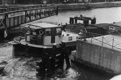 Nenuphar 1 (2).jpg (171.27 Kio) Vu 1192 fois Nenuphar 1 (2).jpg