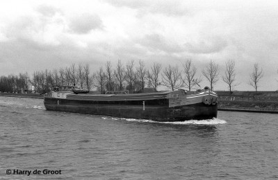 Jeli 06001032 (3).jpg (185.71 Kio) Vu 2816 fois Jeli 06001032 (3).jpg