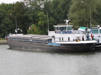 BLACK PEARL 001.jpg