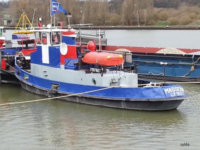 remorqueur 005.jpg