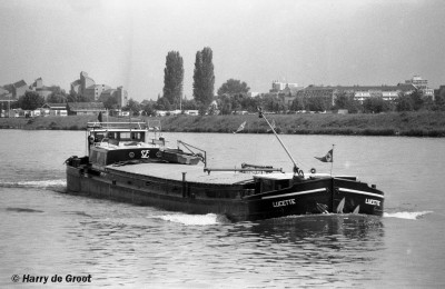 Lucette P17769F (1).jpg