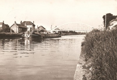 Thourotte (Oise) - Le Pont (red).jpg (99.86 Kio) Vu 6388 fois Thourotte (Oise) - Le Pont (red).jpg