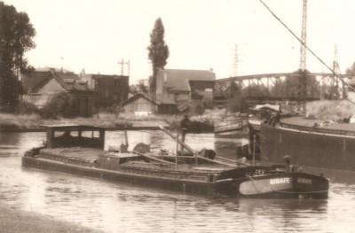 Courchelettes (Nord) - Les 4 canaux (2) (red).jpg (65.75 Kio) Vu 4059 fois Courchelettes (Nord) - Les 4 canaux (2) (red).jpg