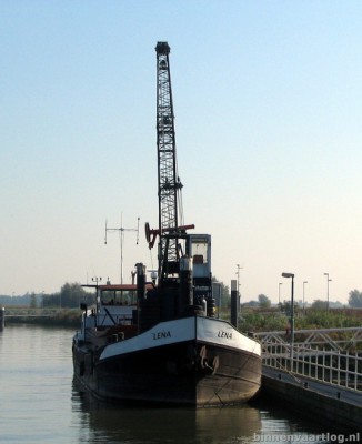 lenab527092008.jpg