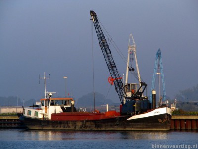 lenad226092008.jpg