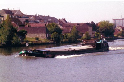 LORE 02 (red).jpg (65.75 Kio) Vu 5522 fois LORE 02 (red).jpg