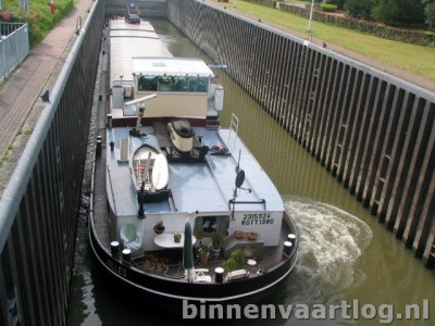 jolles331072006.jpg (113.81 Kio) Vu 3373 fois jolles331072006.jpg