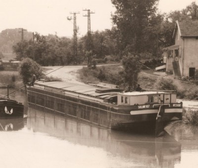 Neuville-sur-Ornain (Meuse) - Ecluse et le Canal de la Marne au Rhin (3) (red).jpg