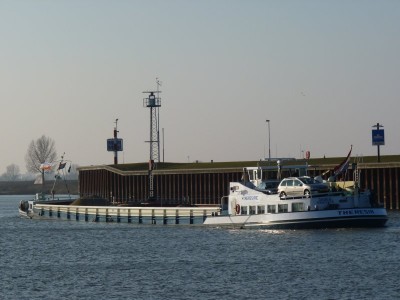 theresia-3-10-03-&#50.jpg