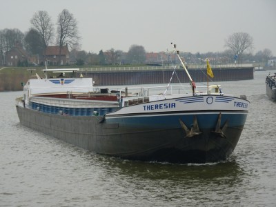 theresia210032011.jpg
