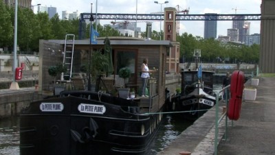 La Petite Plume 1.jpg (129.75 Kio) Vu 7648 fois La Petite Plume 1.jpg