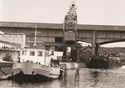 ROBERTSAU bassin de Remparts Strasbourg - automne 1985 (3) (red).jpg (82.34 Kio) Vu 2239 fois ROBERTSAU bassin de Remparts Strasbourg - automne 1985 (3) (red).jpg