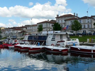 l'angoumois-angouleme.JPG (302.08 Kio) Vu 1057 fois l'angoumois-angouleme.JPG
