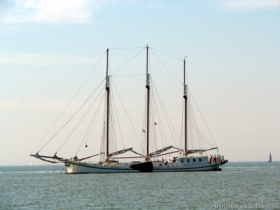 001elizabethstavoren080.jpg (68.83 Kio) Vu 3359 fois 001elizabethstavoren080.jpg