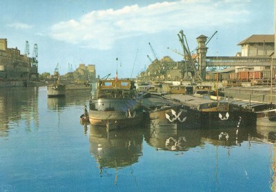 Strasbourg - Le Port (1) (red).jpg (111.4 Kio) Vu 4028 fois Strasbourg - Le Port (1) (red).jpg