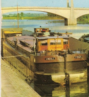 Chalon-sur-Saône (S.-et-L.) - Quai de la Saône (3) (red).jpg (151.47 Kio) Vu 4028 fois Chalon-sur-Saône (S.-et-L.) - Quai de la Saône (3) (red).jpg