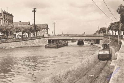 Saint-Quentin - Le canal (1) (Copier).jpg