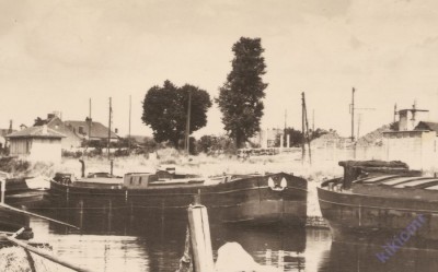 Montceau-les-Mines (S.-et-L.) - Canal du Centre - Garage de bateaux (2) (Copier).jpg
