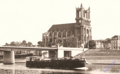 Mantes-la-Jolie (S.-et-O.) - La Seine et le Pont (2) (Copier).jpg