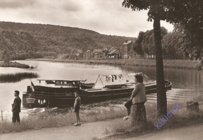 Fumay (Ardennes) - La Meuse et le chemin de la Gare (1) (red).jpg (75.73 Kio) Vu 3516 fois Fumay (Ardennes) - La Meuse et le chemin de la Gare (1) (red).jpg