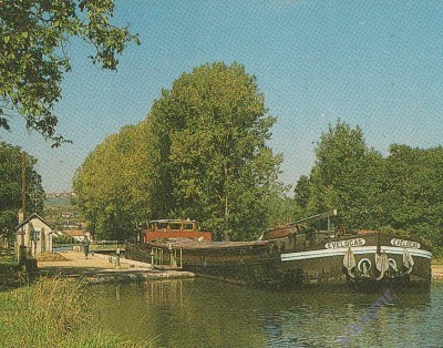 Nièvre - canaux (2) (red).jpg