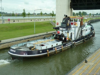 tyfoon-1-18-09-2013.jpg (241.84 Kio) Vu 997 fois tyfoon-1-18-09-2013.jpg