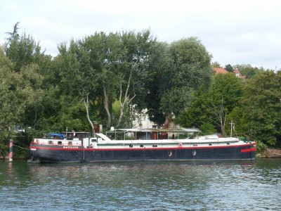 P1100121 (red).JPG (101.33 Kio) Vu 4869 fois P1100121 (red).JPG