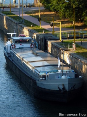 mira-sanro-2-06-09-2013.jpg