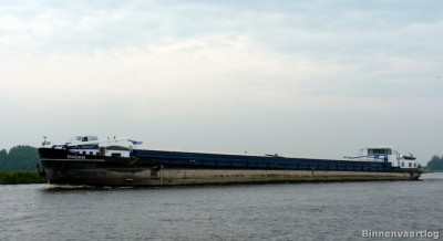 dadan-2-20-06-2013.jpg (94.22 Kio) Vu 1477 fois dadan-2-20-06-2013.jpg