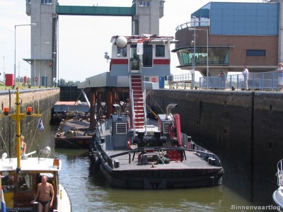 chelsea-b-4-15-07-2009.jpg (214.63 Kio) Vu 2815 fois chelsea-b-4-15-07-2009.jpg