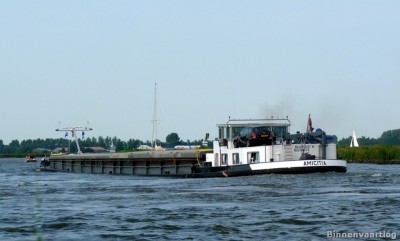 amicitia-4-23-07-2013.jpg (124.66 Kio) Vu 1613 fois amicitia-4-23-07-2013.jpg