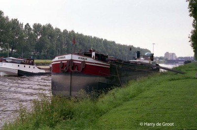 Henmar 02203723 (07).jpg (127.83 Kio) Vu 967 fois Henmar 02203723 (07).jpg