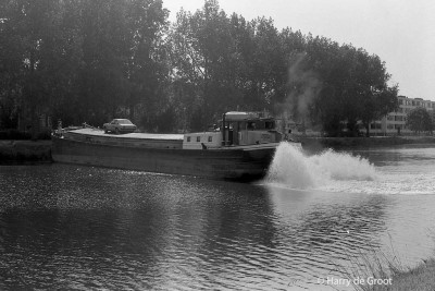 Henmar 02203723 (02).jpg (127.39 Kio) Vu 967 fois Henmar 02203723 (02).jpg