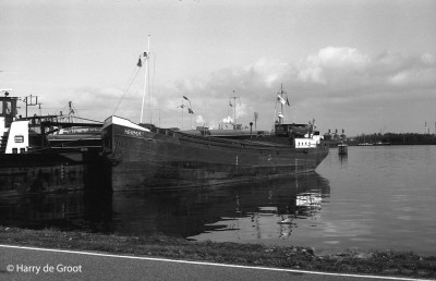 Herma 03a.jpg (133.29 Kio) Vu 2451 fois Herma 03a.jpg