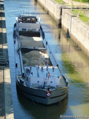 maasstad-1-27-05-2013.jpg
