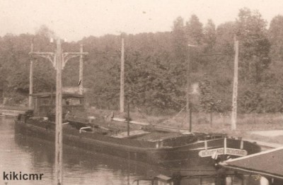 Fontaine-les-Clercs (Aisne) - L'écluse sur le canal de Saint-Quentin (3) (Copier).jpg