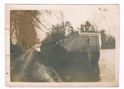 002.jpg (54.92 Kio) Vu 2189 fois 002.jpg