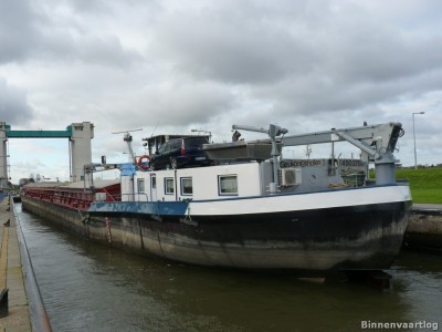 gau-2-25-11-2013.jpg (150.41 Kio) Vu 744 fois gau-2-25-11-2013.jpg