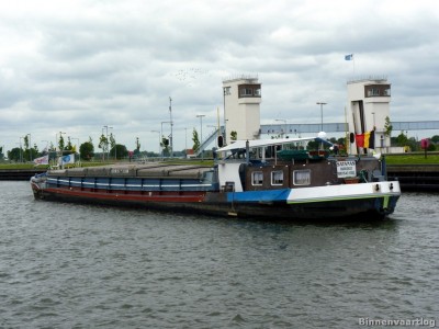 satanas-6-03-06-2013.jpg (180.8 Kio) Vu 2872 fois satanas-6-03-06-2013.jpg