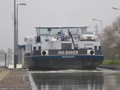 P112015MABAKER8.jpg