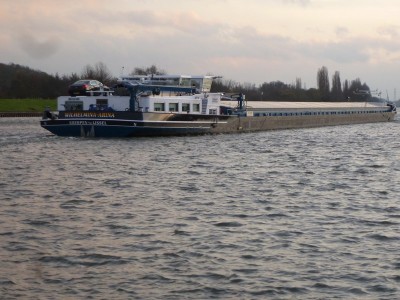 P1110671WILHELMINAARINA.jpg
