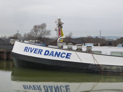 P1120405RIVERDANCE.jpg