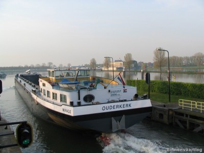 mirage-3-4-05-2006.jpg