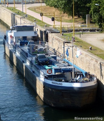 prinsenland-1-06-09-2013.jpg (204.98 Kio) Vu 1671 fois prinsenland-1-06-09-2013.jpg