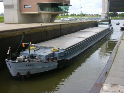 Janna-2-11-05-2005.jpg (169.59 Kio) Vu 1054 fois Janna-2-11-05-2005.jpg